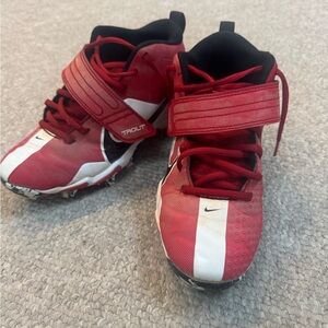 Nike Kids Red Baseball Cleats